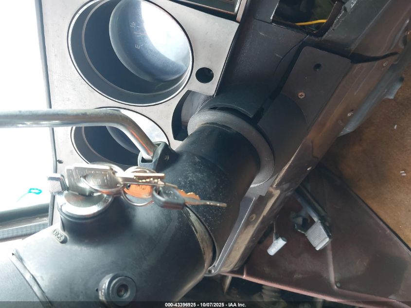 1985 Chevrolet C10 VIN: 1GCEC14H9FJ112284 Lot: 43396925