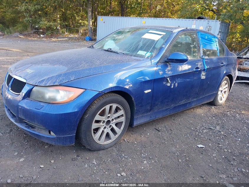 WBAVC93507KX56058 2007 BMW 3ER photo no. 2