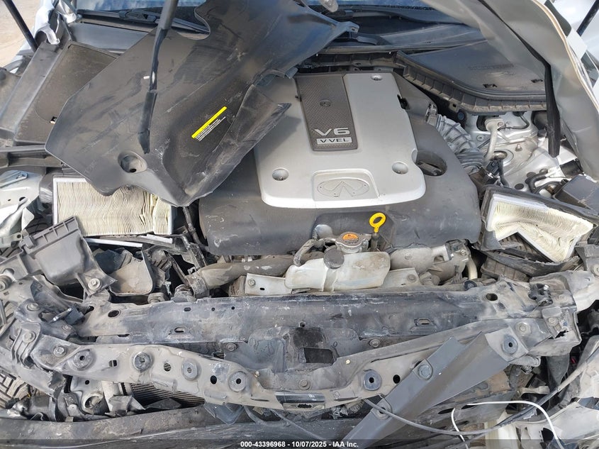 2015 INFINITI Q50 - JN1BV7APXFM332921