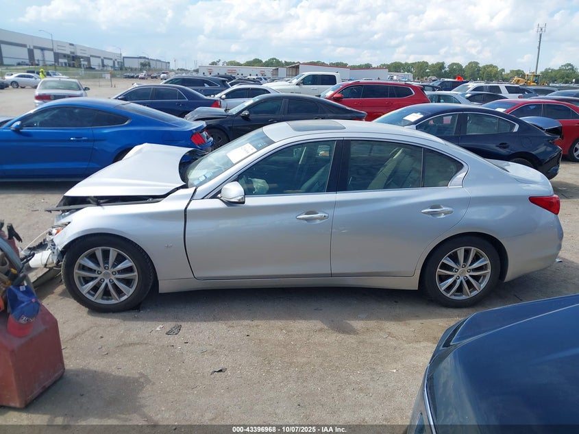 2015 INFINITI Q50 - JN1BV7APXFM332921