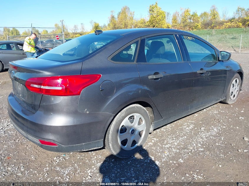 Vin: 1fadp3e26gl248499, lot: 43891738, ford focus s 20164