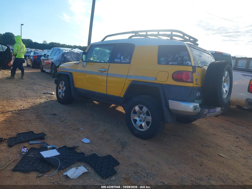 JTEZU11F770010728 2007 TOYOTA FJ CRUISER photo no. 3