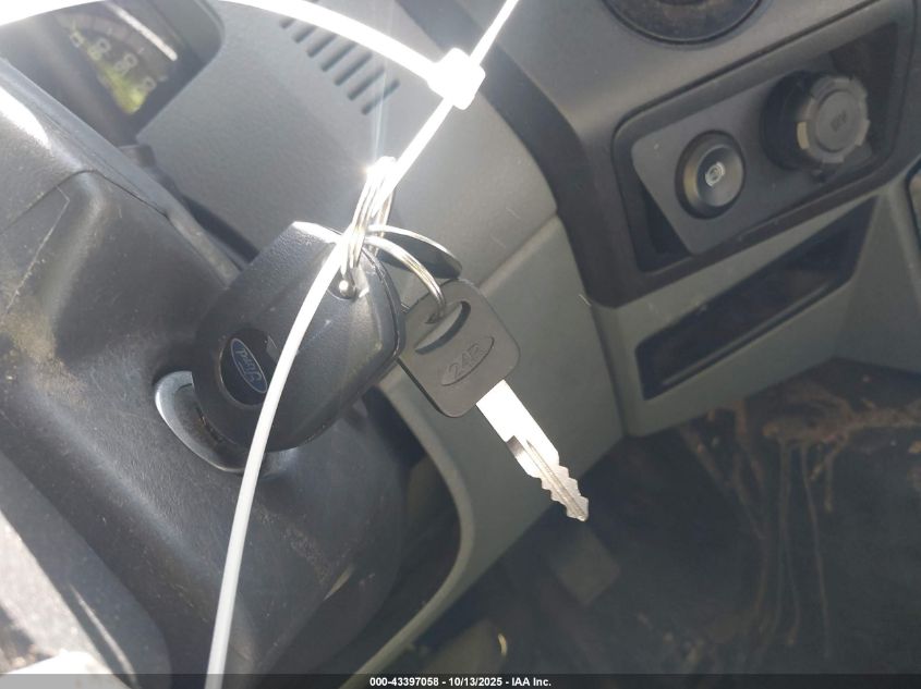 2015 Ford F-350 Xl VIN: 1FT8W3BT4FEA07166 Lot: 43397058