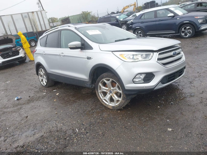 FORD ESCAPE TITANIUM