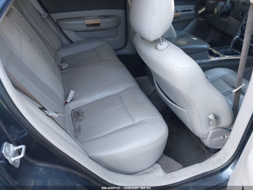 2008 Chrysler 300 Limited VIN: 2C3KA33G98H115871 Lot: 43397127