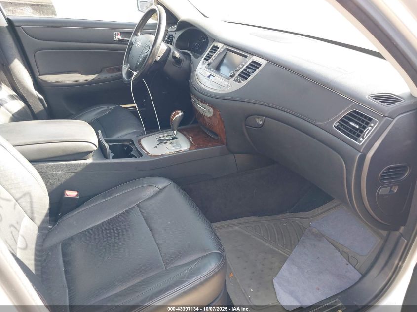 2010 Hyundai Genesis 3.8 VIN: KMHGC4DE4AU100045 Lot: 43397134