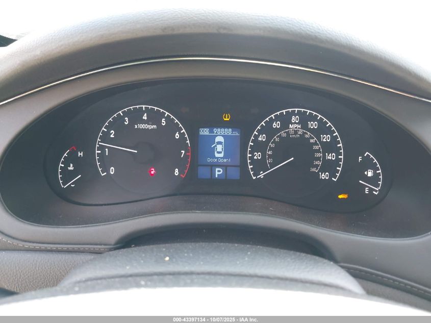 2010 Hyundai Genesis 3.8 VIN: KMHGC4DE4AU100045 Lot: 43397134