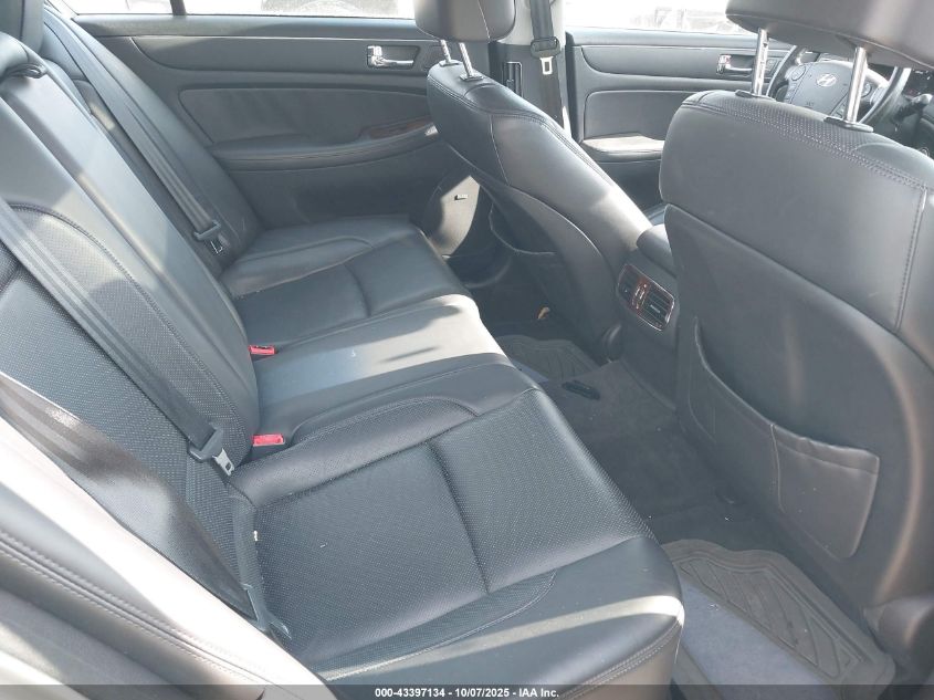 2010 Hyundai Genesis 3.8 VIN: KMHGC4DE4AU100045 Lot: 43397134