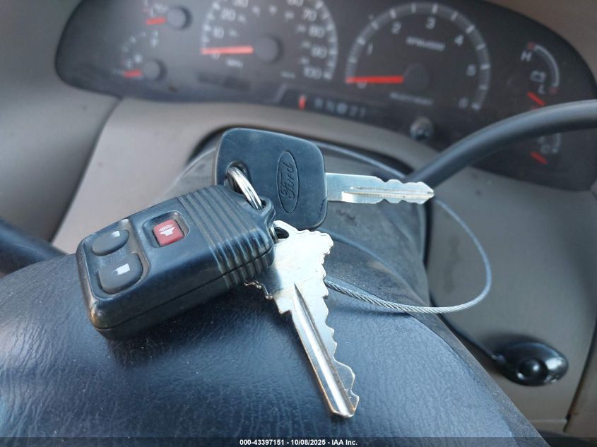 2000 Ford F-150 Lariat/Work Series/Xl/Xlt VIN: 1FTRX18L4YNA23674 Lot: 43397151