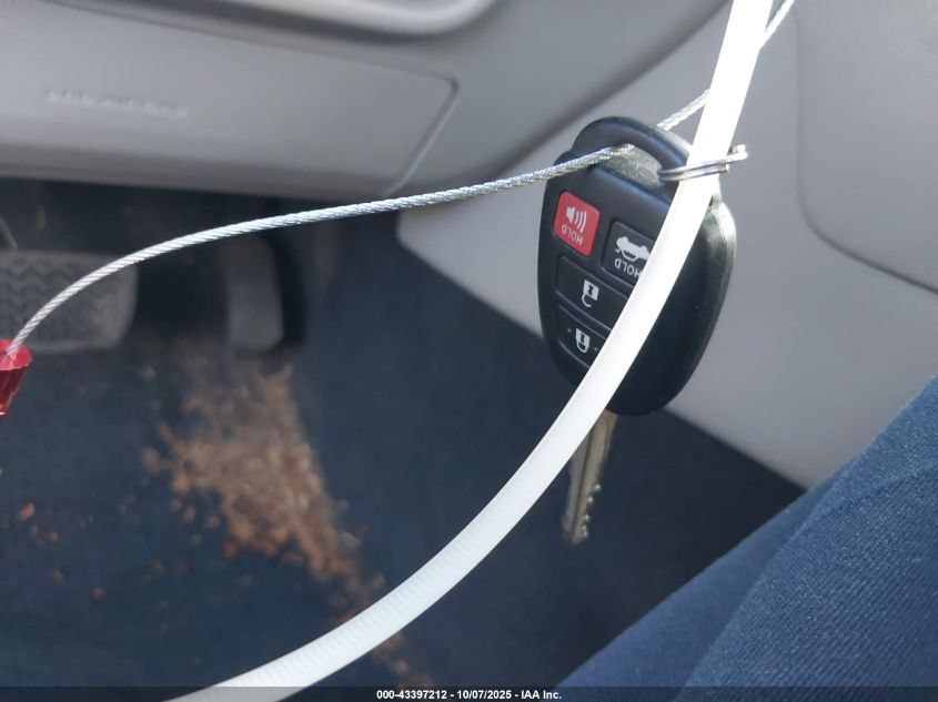 2014 Toyota Camry Le VIN: 4T1BF1FKXEU352844 Lot: 43397212