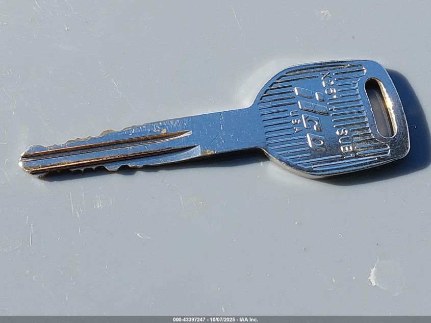 2001 Nissan Xterra Xe VIN: 5N1ED28Y01C502518 Lot: 43397247