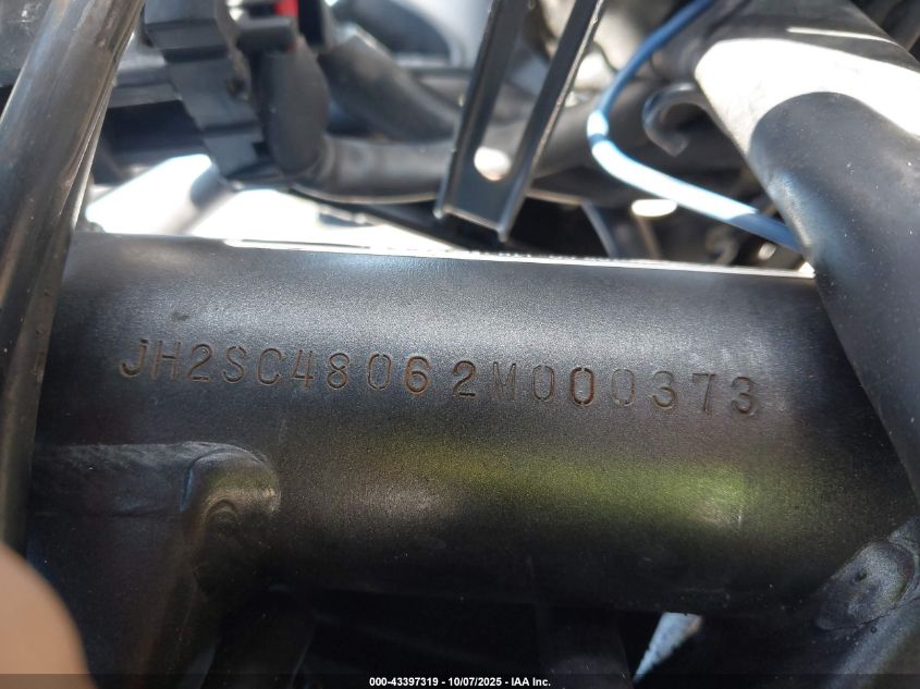 2002 Honda Cb900 F VIN: JH2SC48062M000373 Lot: 43397319