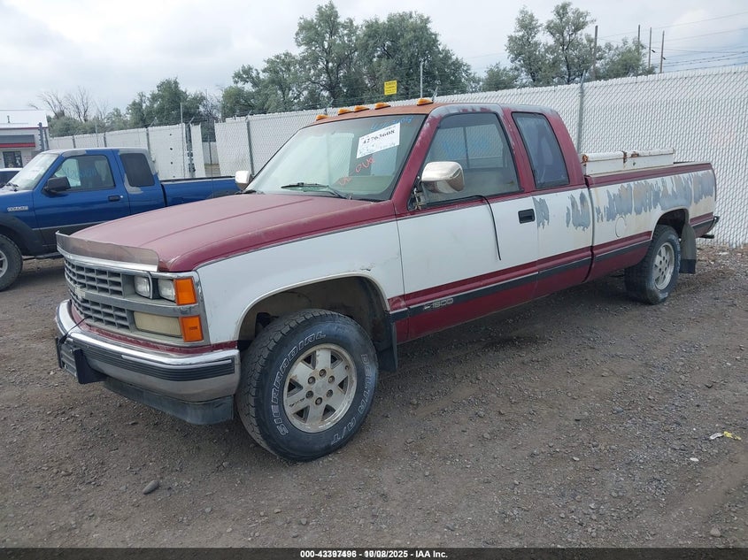2GCEK19K6J1225636 1988 CHEVROLET GMT-400 photo no. 2
