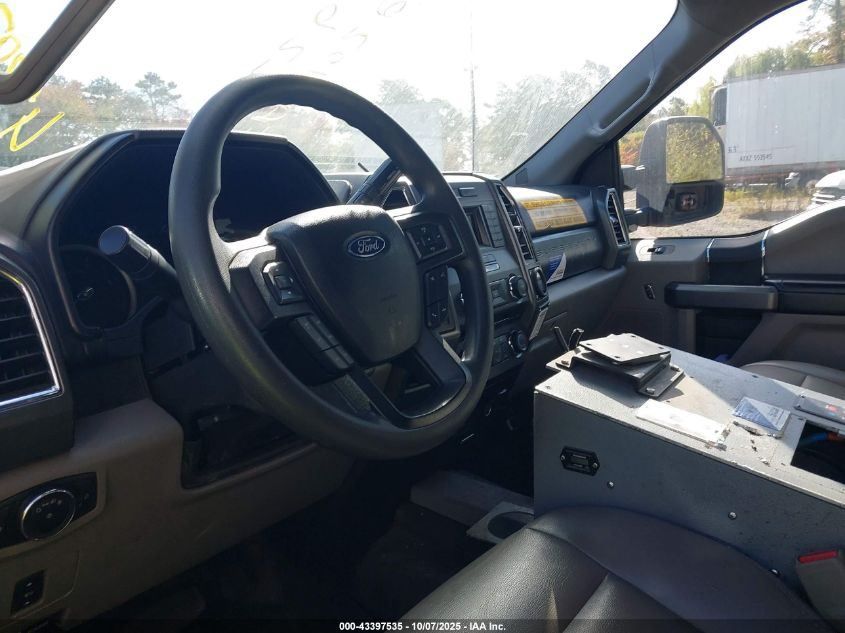 2017 Ford F-550 Chassis Lariat/Xl/Xlt VIN: 1FD0X5HT3HEB80955 Lot: 43397535