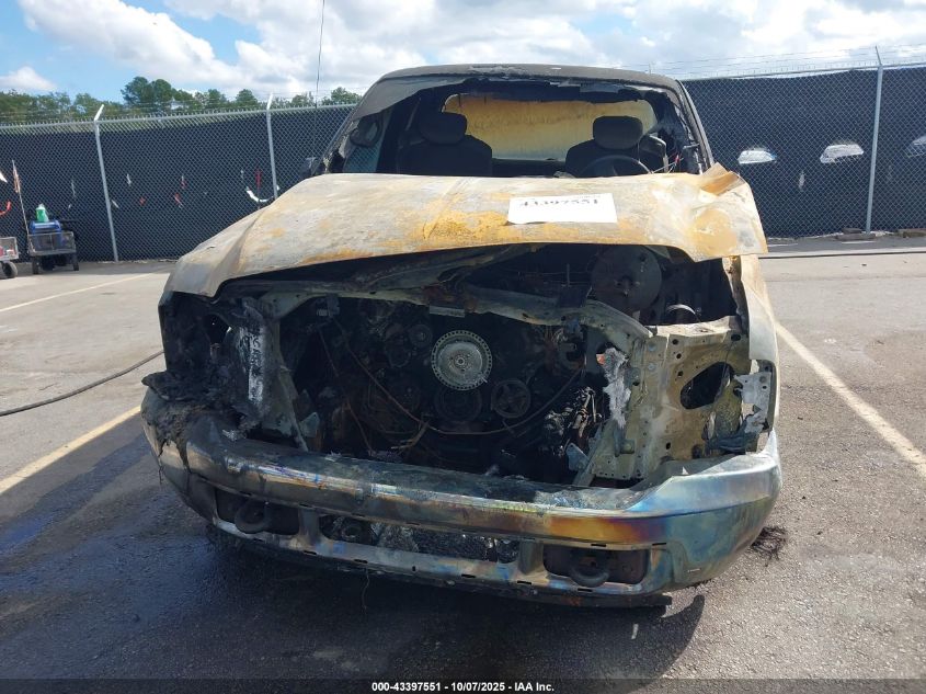 2002 Ford F-250 Lariat/Xl/Xlt VIN: 1FTNX20L72EC61204 Lot: 43397551