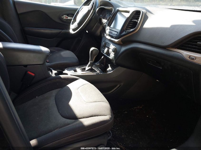 2014 Jeep Cherokee Latitude VIN: 1C4PJMCS1EW121379 Lot: 43397573