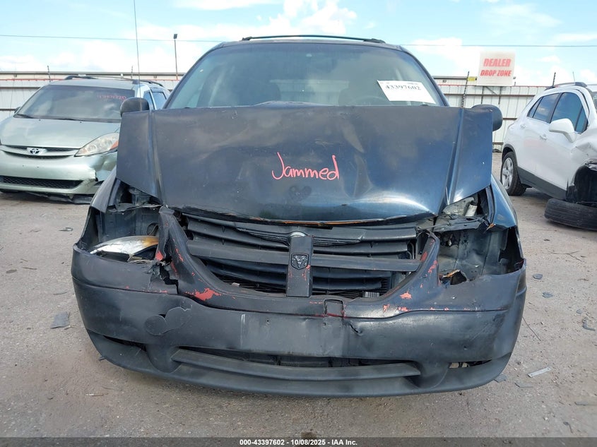 2006 Chrysler Town & Country VIN: 1A4GP45R46B611018 Lot: 43397602