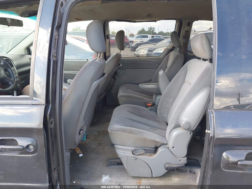 2006 Chrysler Town & Country VIN: 1A4GP45R46B611018 Lot: 43397602