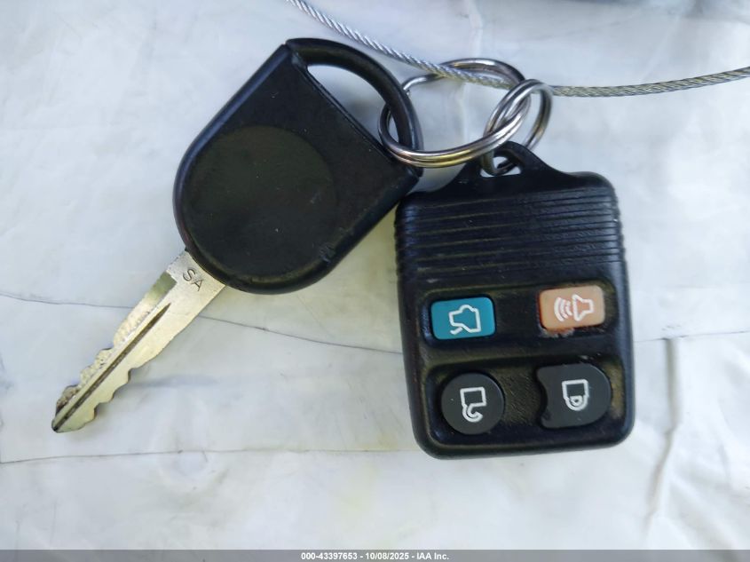 2010 Ford Focus Se VIN: 1FAHP3FN8AW225533 Lot: 43397653