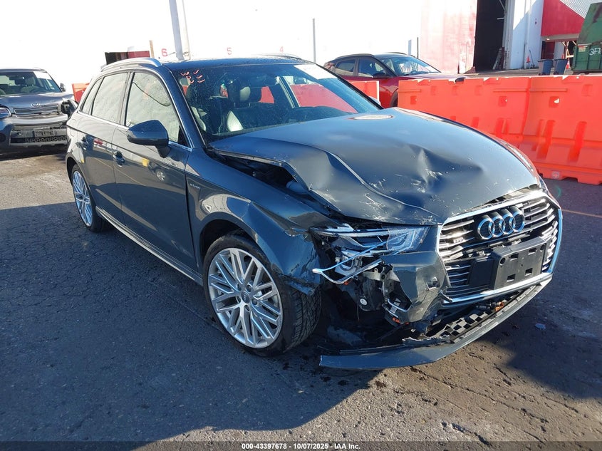 AUDI A3 1.4T PREMIUM/1.4T TECH PREMIUM
