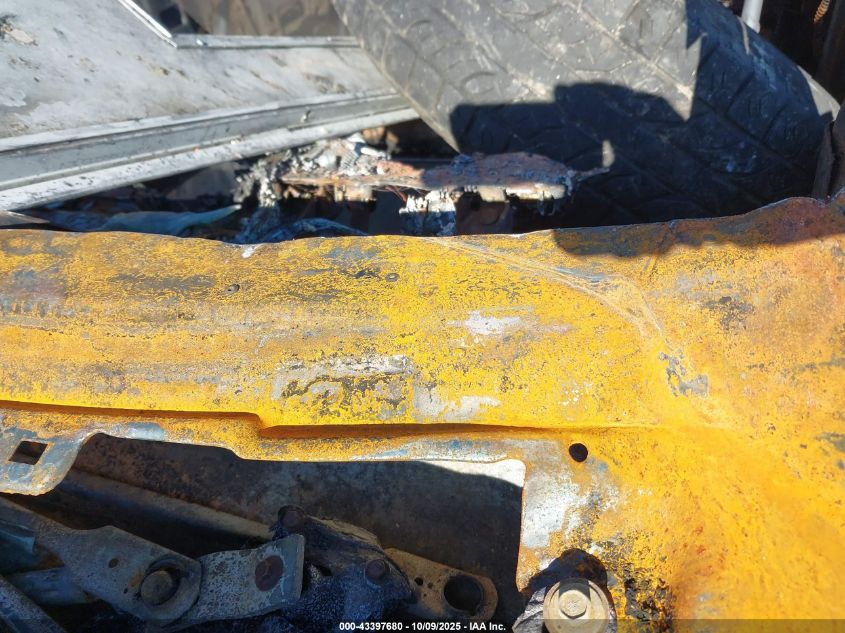 2002 Ford F-350 Lariat/Xl/Xlt VIN: 1FTSW31S12EA50744 Lot: 43397680