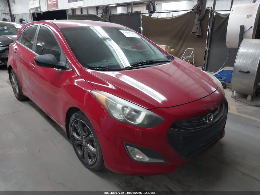 2013 HYUNDAI ELANTRA GT - KMHD35LE0DU075580