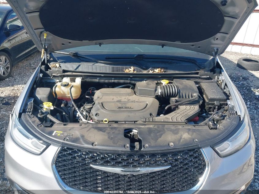 2021 Chrysler Pacifica Touring L VIN: 2C4RC1BG8MR528041 Lot: 43397761