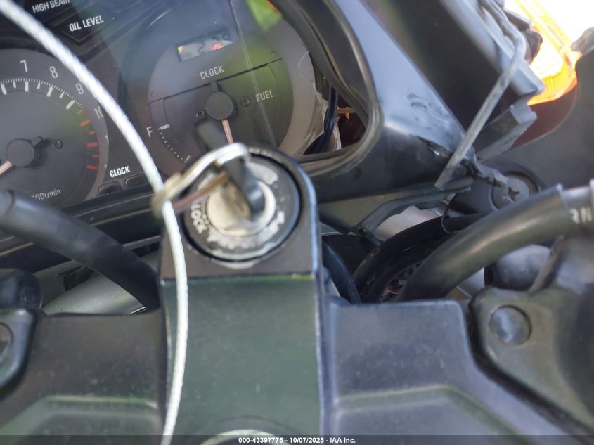 1992 Yamaha Fj1200 VIN: JYA4AHE02NA005106 Lot: 43397775