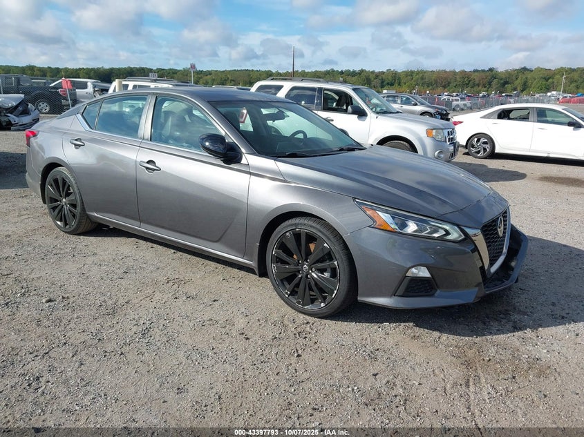 NISSAN ALTIMA 2.5 SR