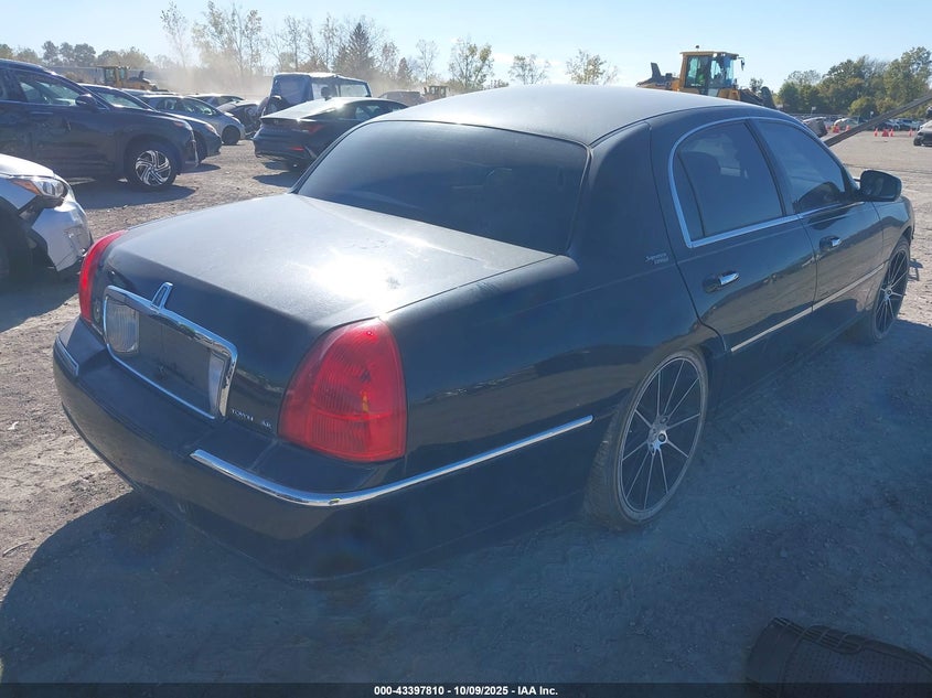 1LNHM82V66Y632280 2006 LINCOLN TOWN CAR photo no. 4
