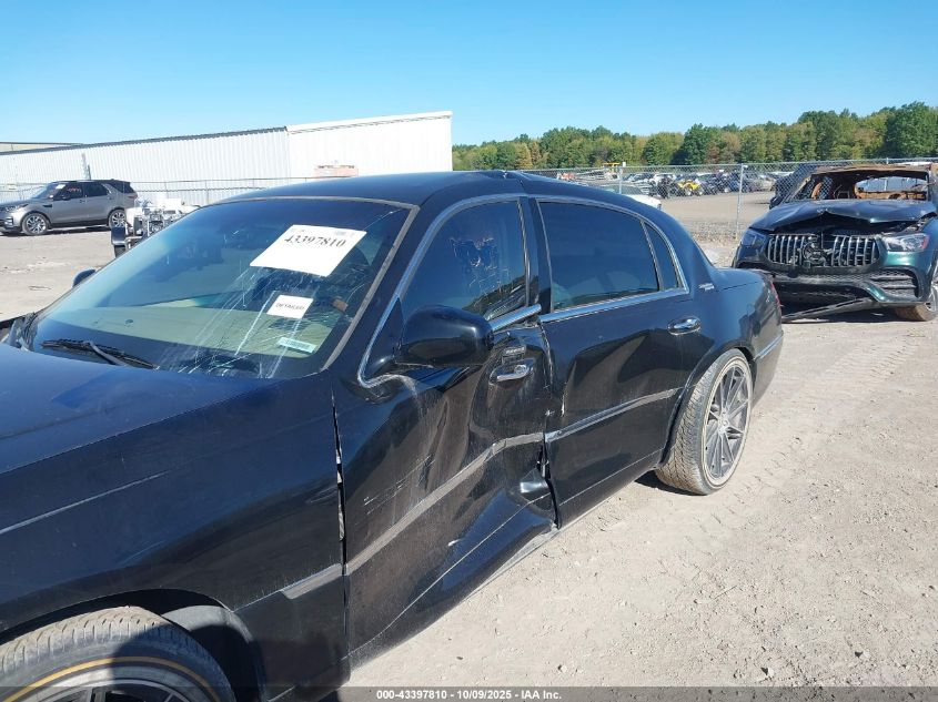 2006 Lincoln Town Car Signature Limited VIN: 1LNHM82V66Y632280 Lot: 43397810