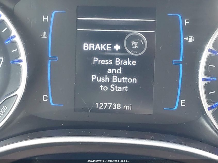 2017 Chrysler Pacifica Touring-L VIN: 2C4RC1BG4HR507418 Lot: 43397819