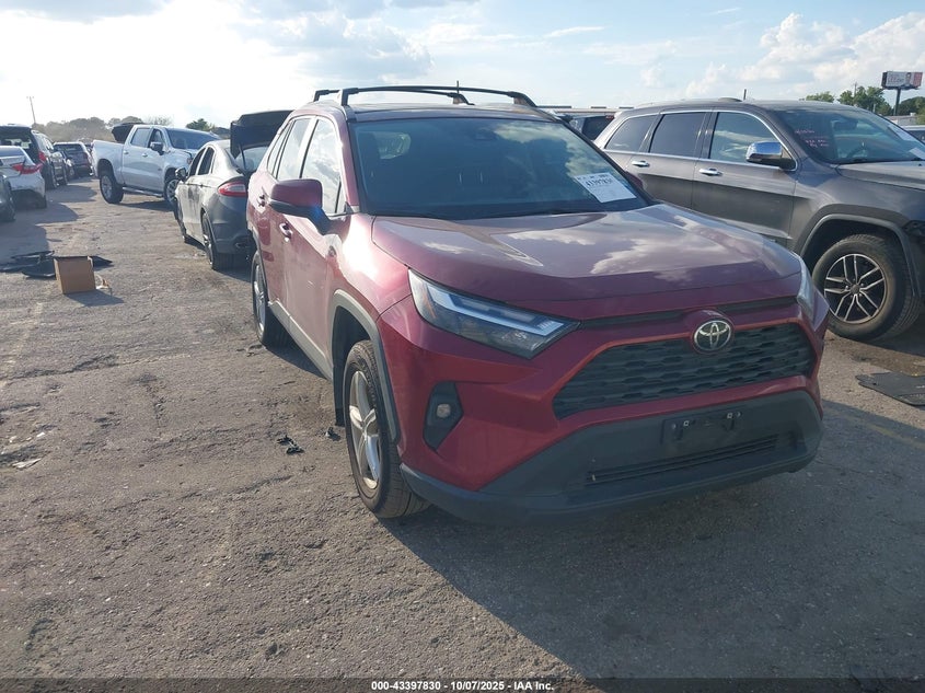 TOYOTA RAV4 XLE PREMIUM