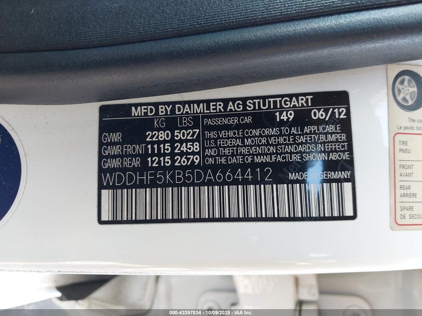 2013 MERCEDES-BENZ E 350 WDDHF5KB5DA664412