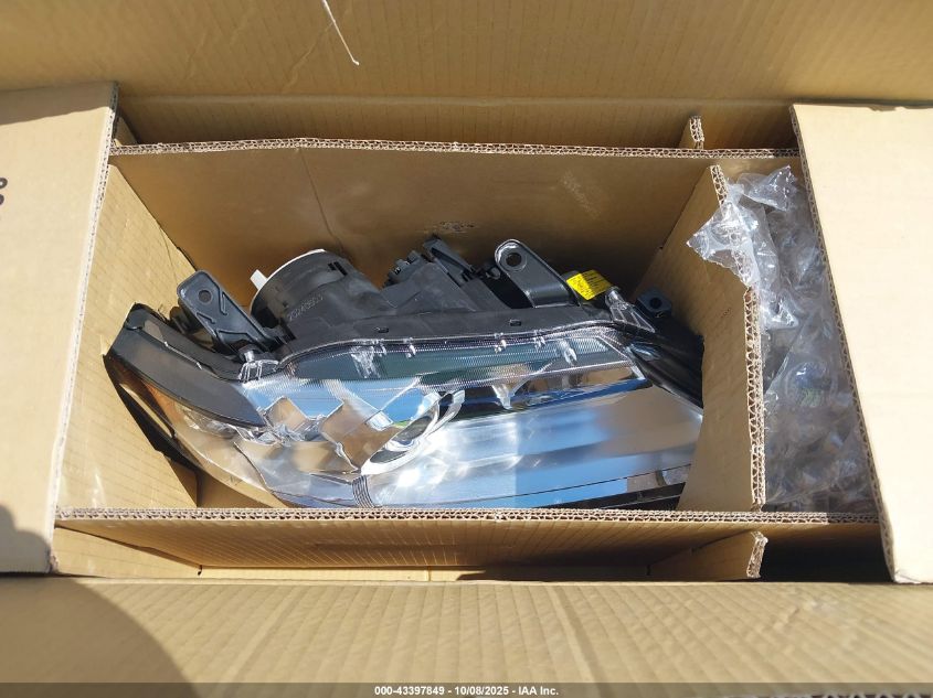 2014 Lexus Es 350 VIN: JTHBK1GG2E2150567 Lot: 43397849