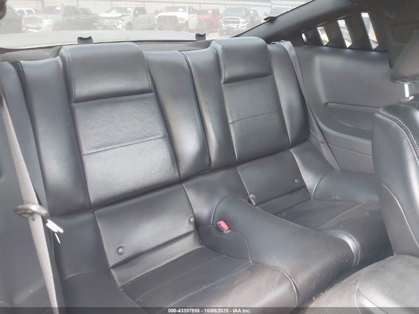 2007 Ford Mustang V6 Deluxe/V6 Premium VIN: 1ZVHT80N575317321 Lot: 43397858