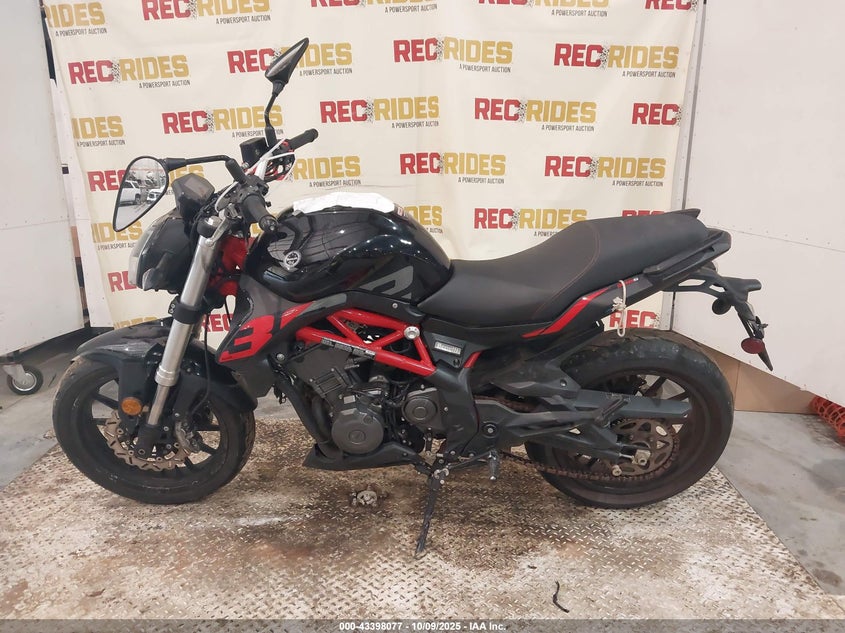 LBBPHE040PBE66398 2023 BENELLI  photo no. 13