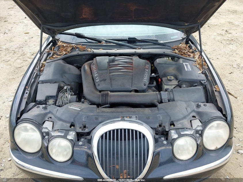 2000 Jaguar S-Type 4.0L V8 VIN: SAJDA01D7YGL47782 Lot: 43398078