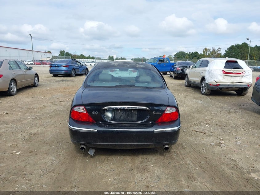 2000 Jaguar S-Type 4.0L V8 VIN: SAJDA01D7YGL47782 Lot: 43398078