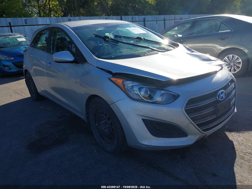 KMHD35LH5GU316015 2016 HYUNDAI ELANTRA photo no. 12