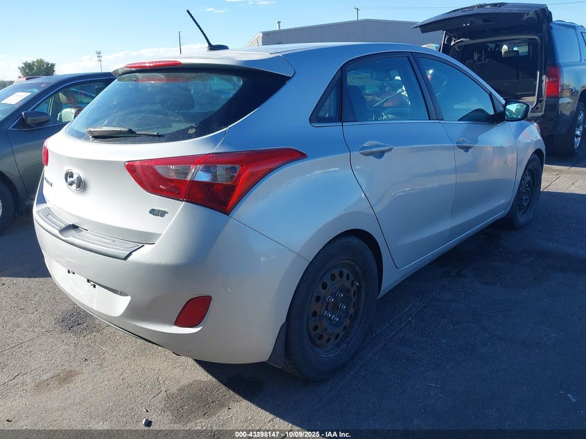 KMHD35LH5GU316015 2016 HYUNDAI ELANTRA photo no. 4