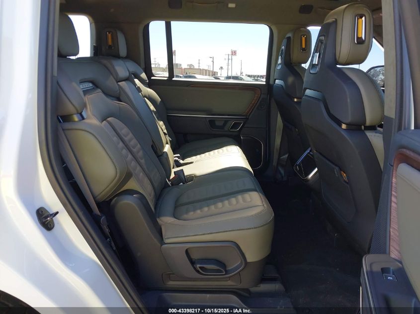 2024 Rivian R1S Adventure Quad Motor Large Pack VIN: 7PDSGABA7RN037006 Lot: 43398217