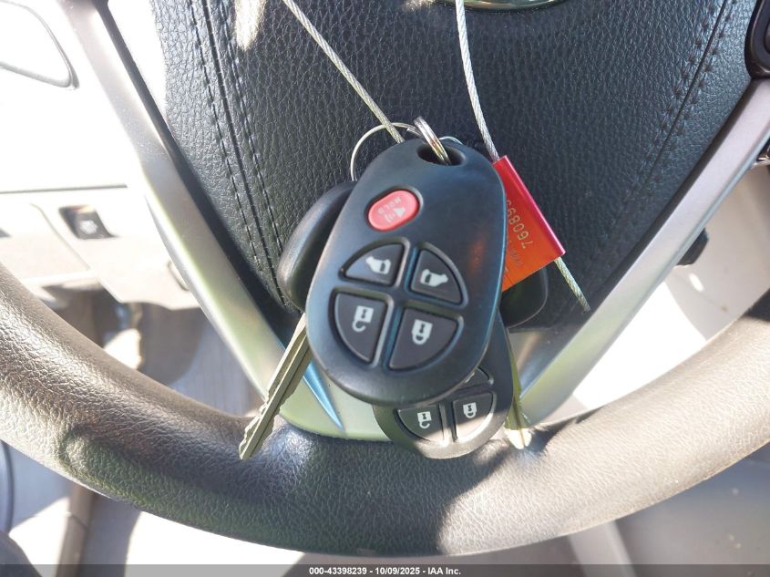 2019 Toyota Sienna Le 8 Passenger VIN: 5TDKZ3DC8KS015527 Lot: 43398239