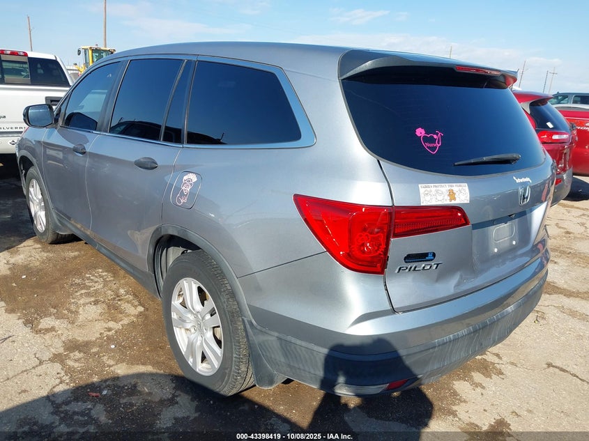 2018 HONDA PILOT LX 5FNYF5H12JB030518