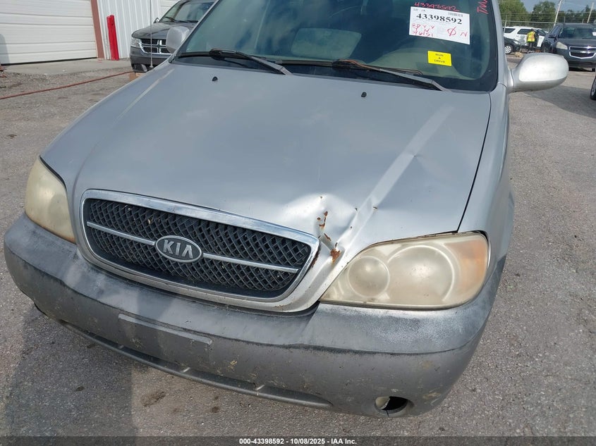 2005 Kia Sedona Ex/Lx VIN: KNDUP132656726627 Lot: 43398592