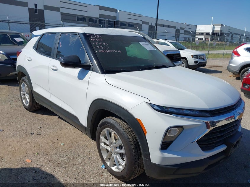 CHEVROLET TRAILBLAZER FWD LS