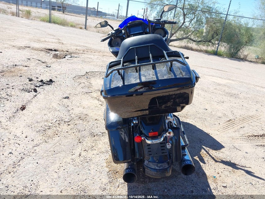 2017 HARLEY-DAVIDSON FLTRXS ROAD GLIDE SPECIAL - 1HD1KTC14HB609191