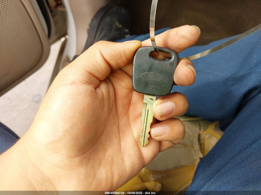 2002 Ford Mustang VIN: 1FAFP44422F238982 Lot: 43398720