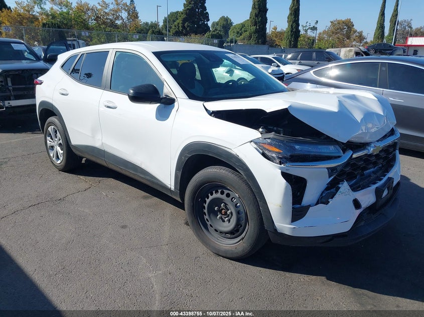 CHEVROLET TRAX FWD SP