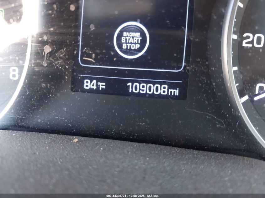 2017 Hyundai Elantra Limited VIN: KMHD84LF9HU065947 Lot: 43398774